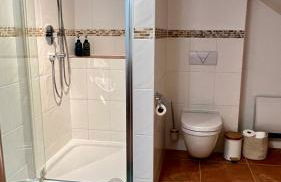 Klimatisierte Dachgeschoss-Oase mit 3 Schlafzimmern, Blick & Komfort - Foto 16