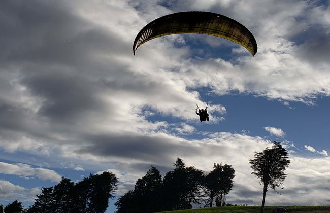 Volo in parapendio sul cerro Nitón - Foto 1