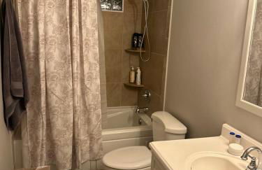 Florida house, 4br 2bt with private pool oasis - Photo 47