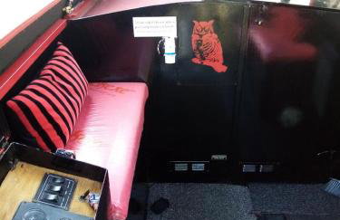 BrightOwl Waterside Narrowboat Cottage Experience - Foto 9