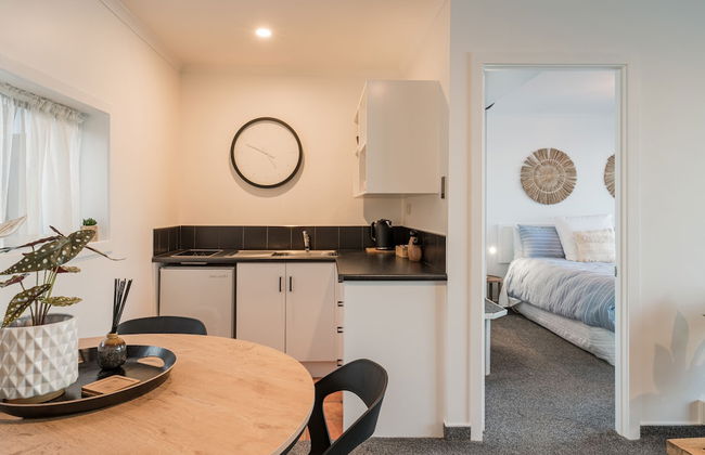 Esplanade Apartments - Photo 26