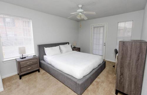 Wyndham 1205 Modern luxe 2BD2BA I Parking - Photo 10