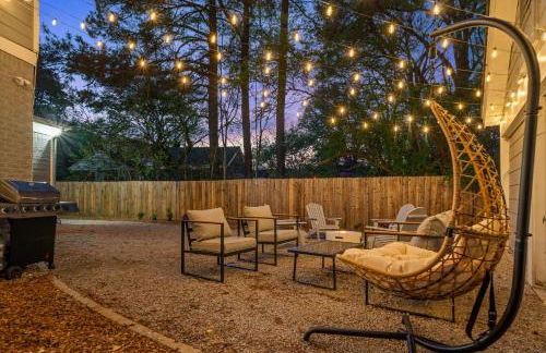 Hot Tub & Pool Table Mins to Beale Renovated - Foto 4