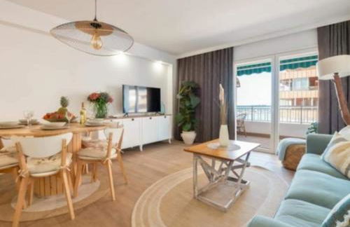 Apartamento Antonio with sea view,Torrevieja,50 m from Playa Acequion plus swimming pool - Foto 6