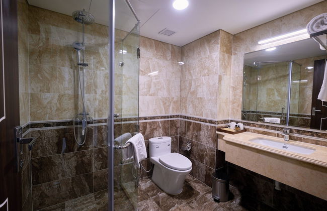 Netland Westlake Legacy Suites - Photo 28