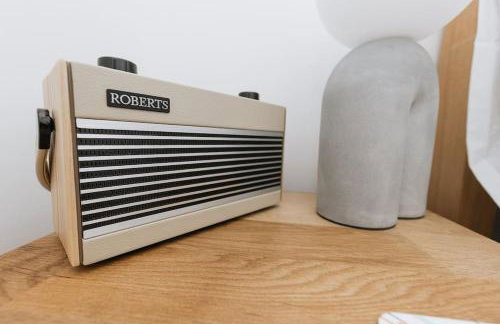 Grade II Mill Townhouse in Leeds with Free Parking which Sleeps 6 - Photo 38