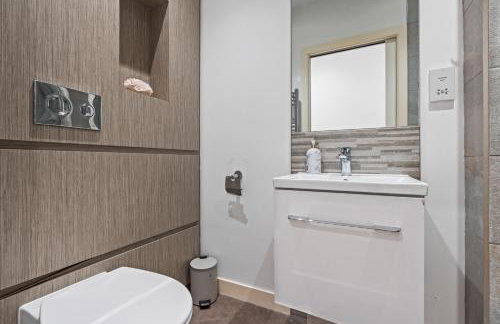 Leeds Elegant Central Flat - Sleeps 8 - View City Centre - Foto 27