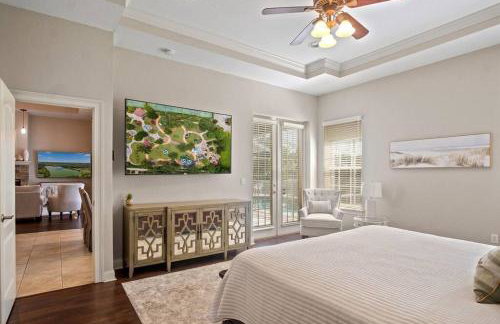 Luxury Heated Pool Home, Hot tub, King bed suite - Foto 8