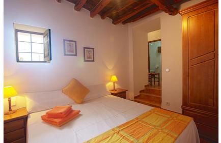 Can Tunicu has amazing sea views and is located in a quiet area near to San Antonio - Foto 14