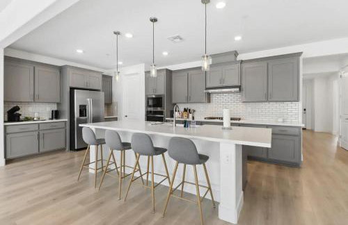 Spacious new house in Folsom Ranch 4BD and 3BA with backyard and BBQ grill - Foto 9