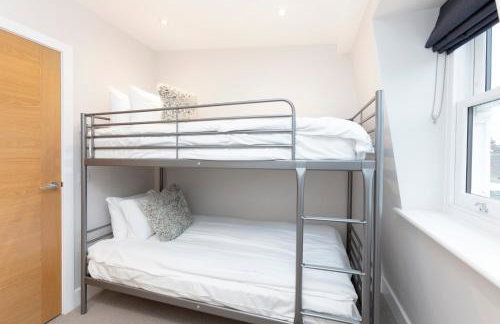 Stunning Central Windsor Town House With Parking - Foto 42
