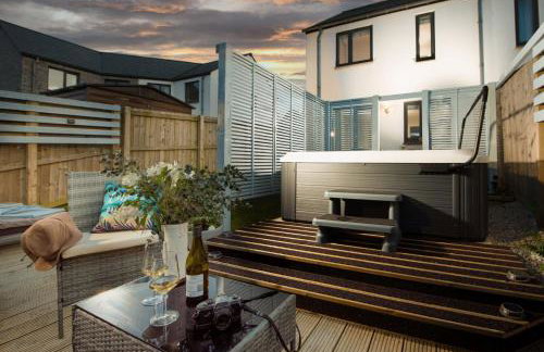 Wish You Were Here - Hot Tub - Free Parking & Free WiFi - Foto 4