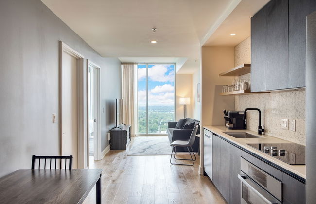 The Natiivo by AvantStay – Modern High-Rise with Rooftop Pool & Skyline Views - Foto 43