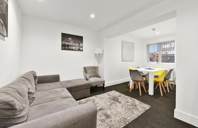 Rochfords Serviced House with 5 Bedrooms - Foto 26