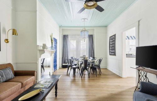 Urban Farmhouse-Sleeps 8 - Foto 33