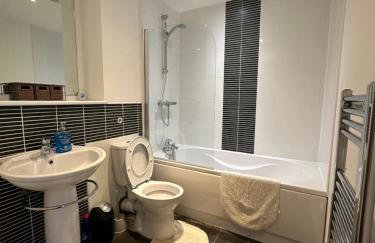 Water Front APT Walk to the Beach & City Centre - Foto 14