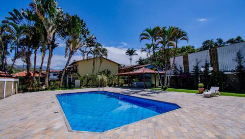 Casa em condomínio com piscina - Foto 2