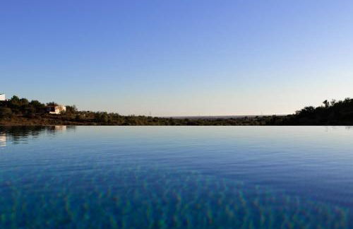 Tower Villa w Infinity Pool - Photo 11
