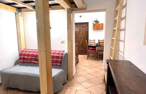 Daisy House - Photo 9