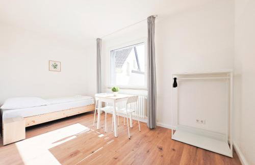 Tolstov Apartments - Monteurwohnung - 3 Schlafzimmer - Küche - Balkon - Waschmaschine - Foto 8