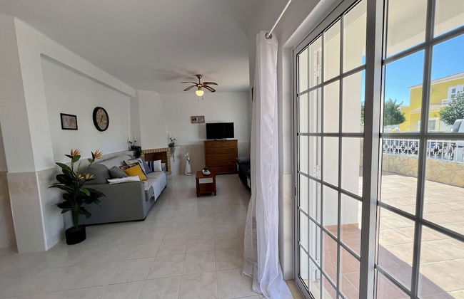 Pêra Stylish Villa With Pool by Homing - Foto 16