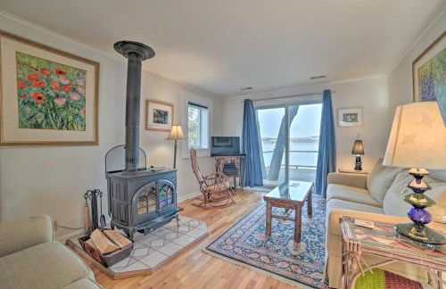 Fireplace! Waterfront Gem Near Leelanau Wine Trail - Foto 1