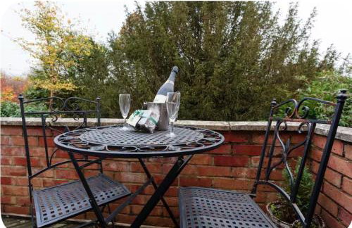 Spout House Studio - Photo 22