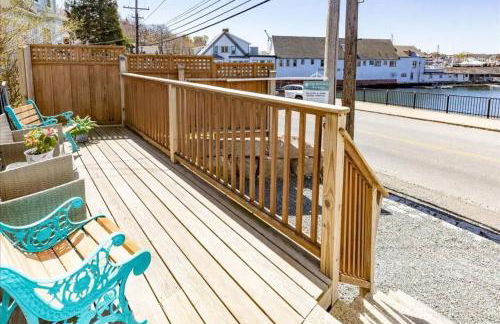 3BR Harborside Home|Gloucester+Rockport|Ocean View - Photo 8