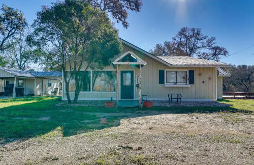 Quiet Bandera Country Home with Medina River Access! - Foto 25