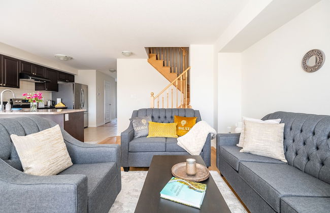 New 3BR Townhouse, Minutes to Niagara Falls and Brock University by GLOBALSTAY - Foto 27