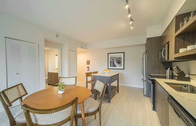 Tucker at Palmer Dadeland Miami - Photo 49