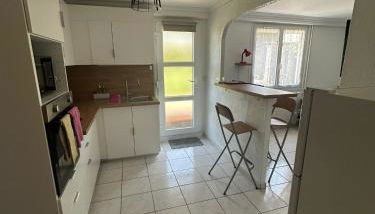 T2 indépendant proche OL Stadium et salle LDLC Arena - Foto 1