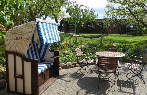 Ferienhaus Fischerhaus, Doppelhaushälfte, Terrasse und Garten, Lancken Granitz - Foto 26