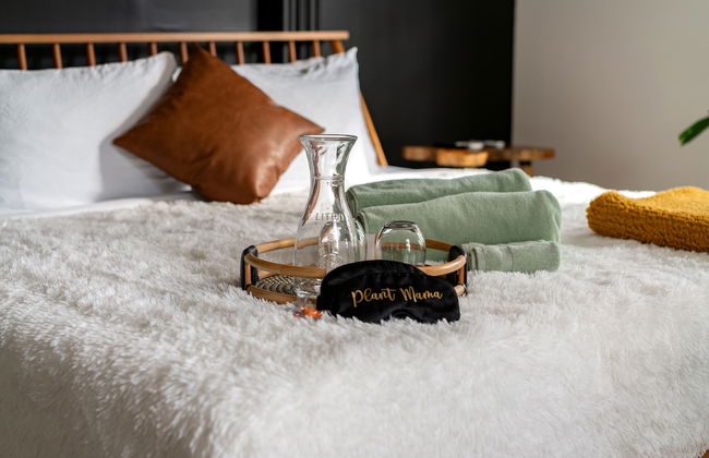 NEW Luxe Pet Friendly Free Parking Downtown - Foto 34