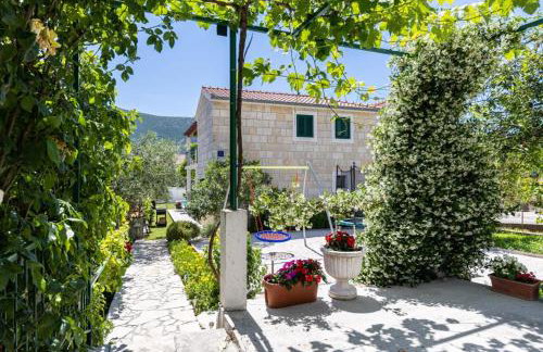 Villa Josip near Omiš , private pool - Photo 43