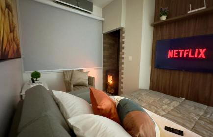 Apartamento à 10 min Centro para 06 Pessoas com Lareira, Ar condicionado e Wi-Fi Veloz - Foto 1