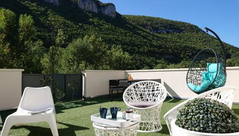 DANDELION GITE SPA Gorges du Tarn piscine jacuzzi rivière vue exceptionnelle villa nature design - Photo 4