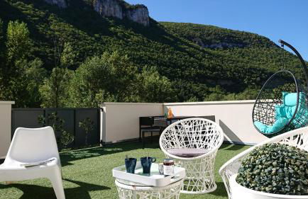 DANDELION GITE SPA Gorges du Tarn piscine jacuzzi rivière vue exceptionnelle villa nature design - Photo 4