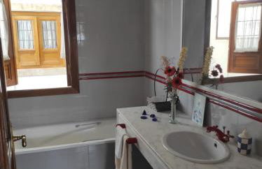 Encantadora casa con piscina privada y vistas panorámicas - Foto 9