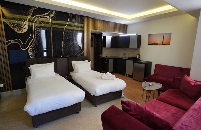 Parklane Furnished Suites - Photo 6