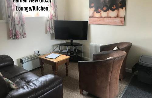 Court Farm Holiday Bungalows Ltd - Photo 52