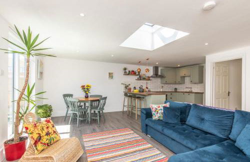 Beach, hills, food, scenic walks-The Kelp house. - Foto 29