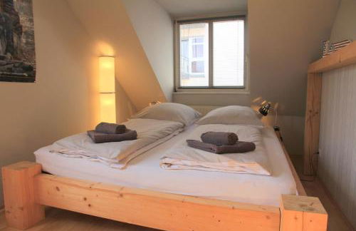 ruhige gemütliche 2Z-Whg in S-West - Foto 3