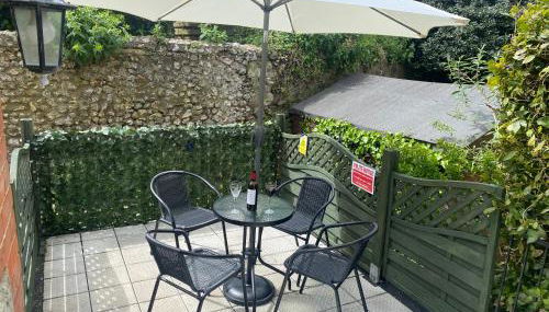 Peaceful Coastal Apartment - Foto 2