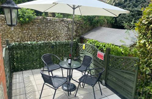 Peaceful Coastal Apartment - Foto 2