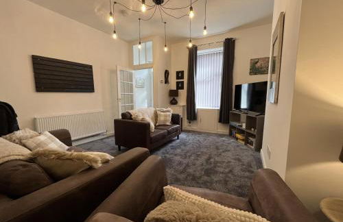 Modernised 3-bedroom Blackburn townhouse sleeps 6 - Foto 8