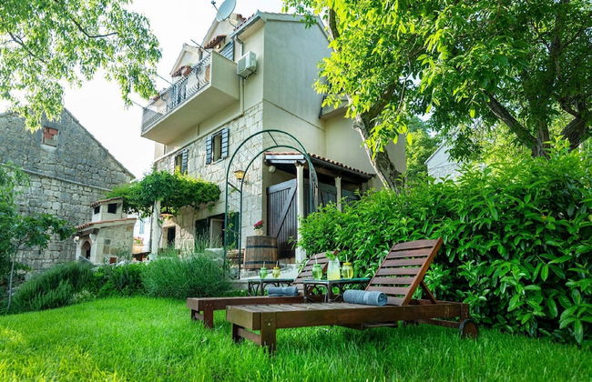 Authentic Stone House Lola - Foto 47