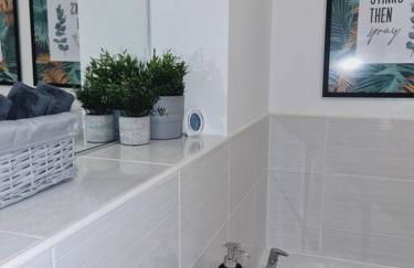 Stylish 2 bedroom Apartment / FREE Gated Parking - Foto 24