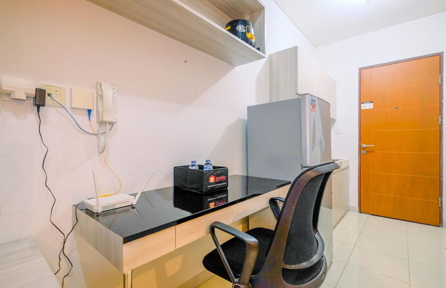 Comfortable and Cozy Living Studio Room at Dave Apartment - Foto 2