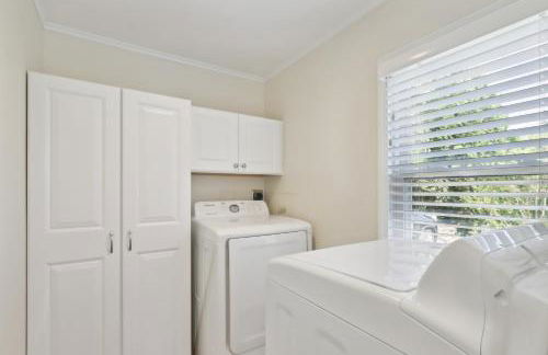 Connecticut Retreat Steps to Historic Downtown! - Foto 9